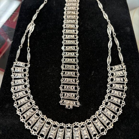 Beautiful Sterling Silver Necklace and Bracelet from Italy! - Picture 6 of 8